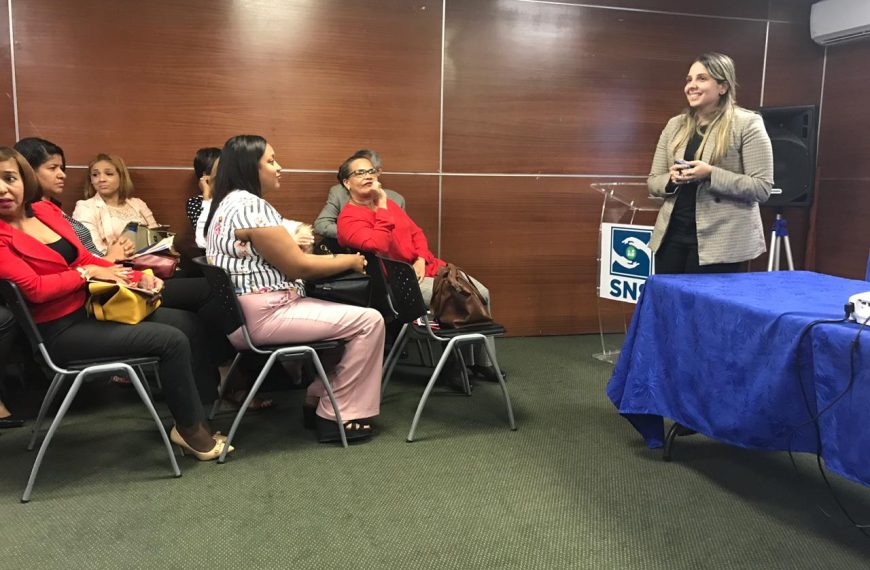 SRSN RECIBE CAPACITACIONES EN TRANSPARENCIA Y FORMULACIÓN PRESUPUESTARIA.
