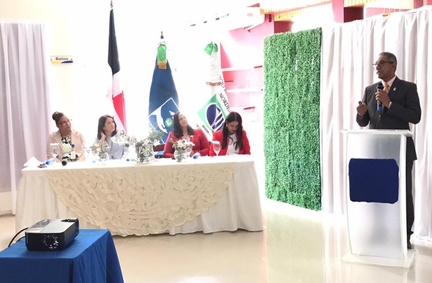 SRSN realiza foro sobre violencia de género