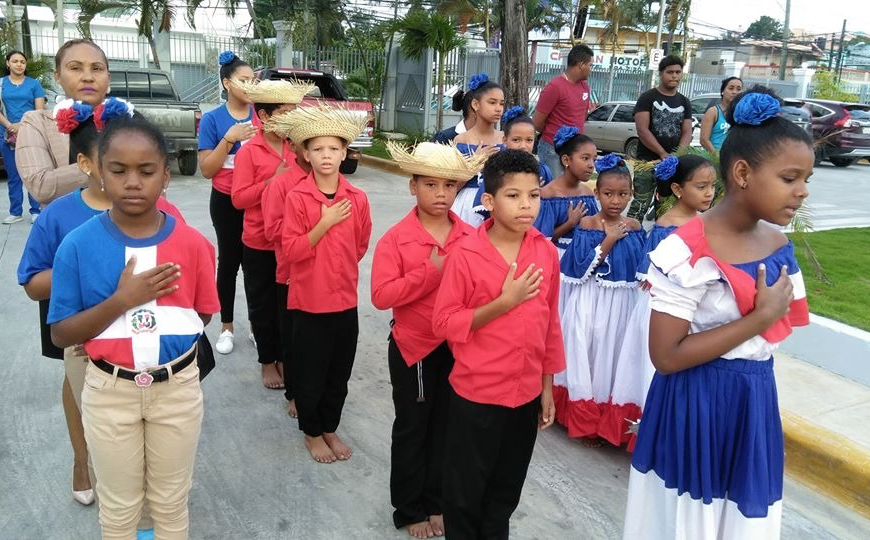Hospital Dr. Antonio Yapor Heded Realiza Izamiento de la Bandera En Conmemoración al Trimestre Patrio 2020.