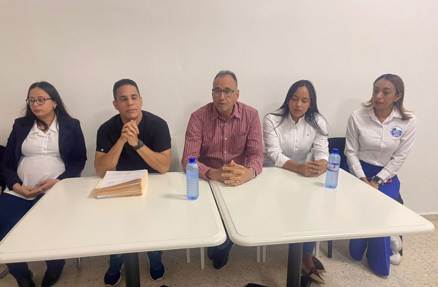 Hospital Federico Leopoldo Lavandier recibe nuevos nombramientos de personal