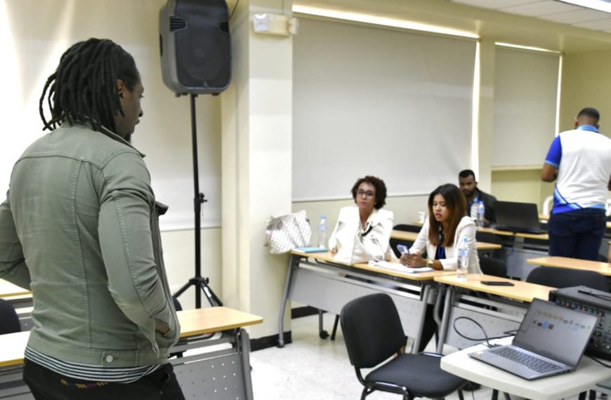 Adiestramiento y Gestión de Crisis en Comunicación: un paso firme hacia la eficiencia institucional