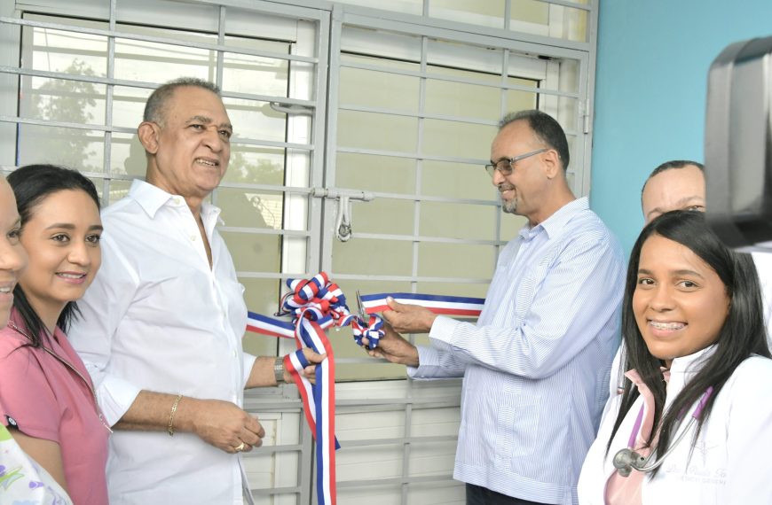 SRSND entrega remozados 08 centros de Primer Nivel (CPN) en Duarte