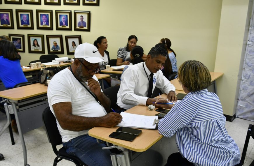 SRSND realiza capacitación sobre el Marco Común de Evaluación (CAF) versión salud 2020