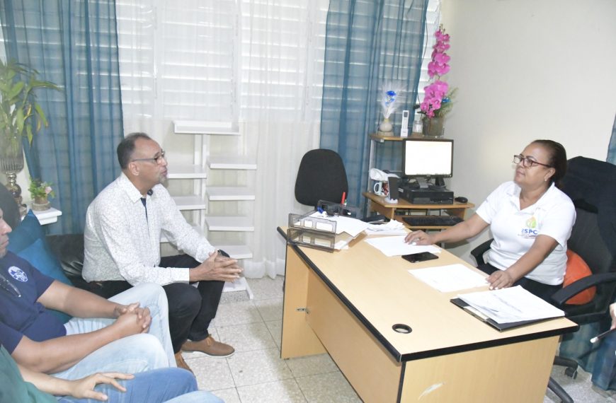 Director del SRS Nordeste visita CCR-Vista al Valle